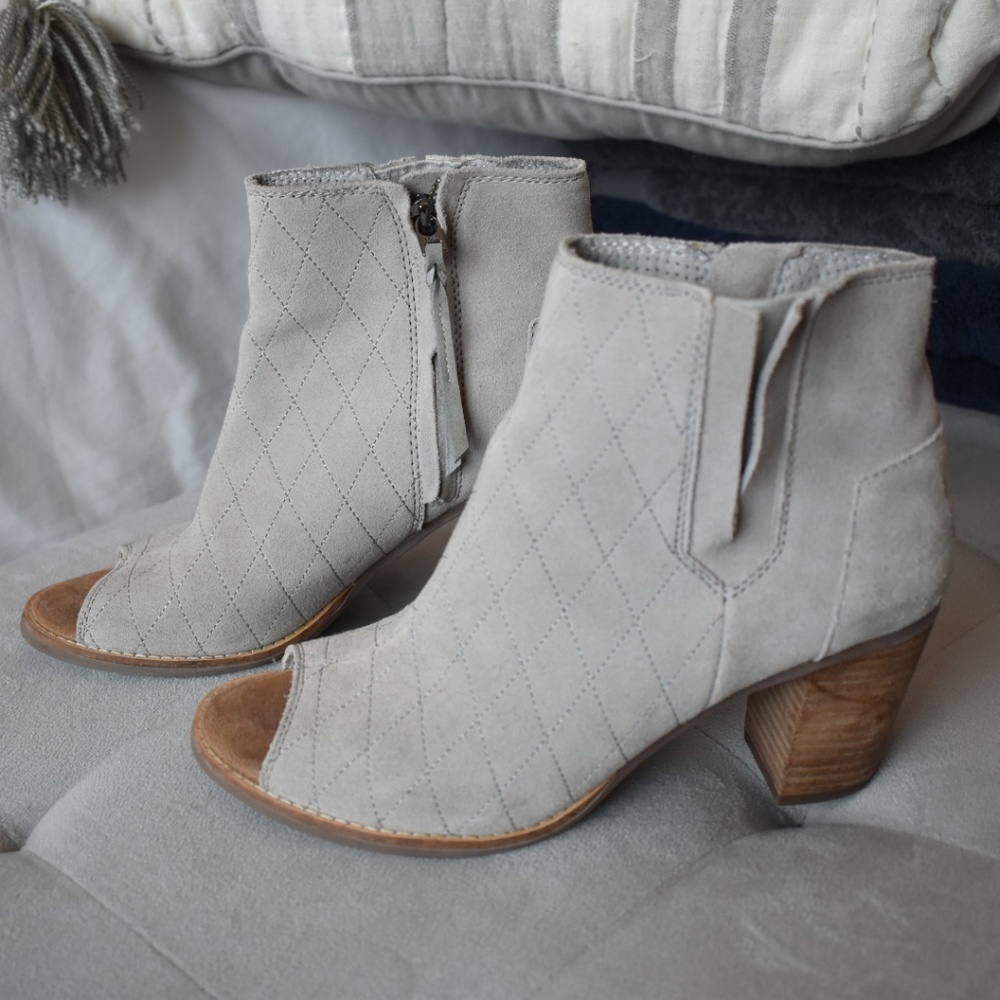Toms Gray Heeled Ankle Boot